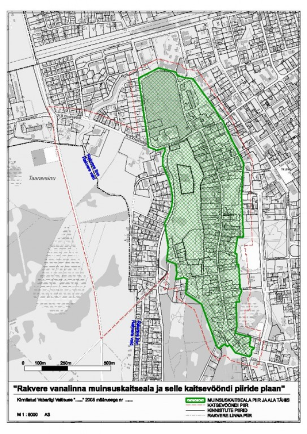 Eine Karte einer Stadt mit einem grünen Bereich in der Mitte, begleitet von Text, der Straßen, Parks und Sehenswürdigkeiten beschreibt.