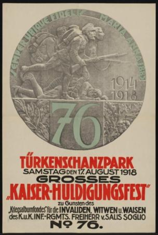 Plakat zum 70-jährigen Jubiläum des Kaiser-Huldigungsfestes in Berlin, Deutschland, mit einer Gruppe von Menschen in der Mitte und umgeben von Text und Zahlen, gerahmt in einem Fotoраhmen.
