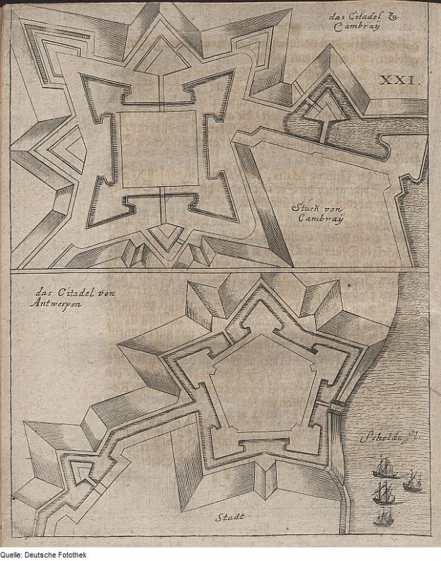 Ein aufgeschlagenes Buch mit einem detaillierten Stadtplan und begleitendem Text.